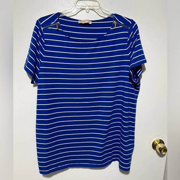 MICHAEL Michael Kors Tops - Michael Kors short sleeve shirt